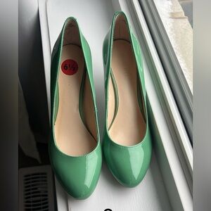 Nine West Mint Green Heels